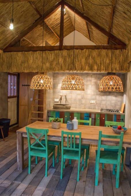 Balistyle Guesthouse Incl Hottub Near Amsterdam And Haarlem 펠선자위트 외부 사진